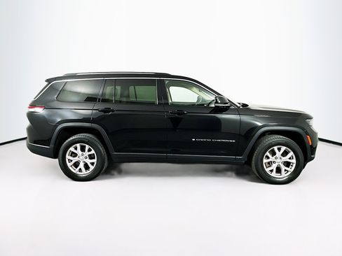 Used 2022 Jeep Grand Cherokee L Limited w/ Luxury Tech Group II image 10