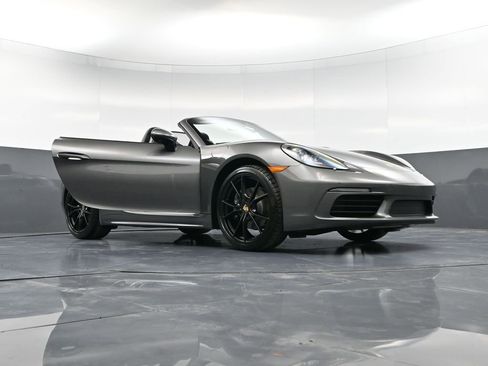 New 2025 Porsche 718 Boxster RWD image 37