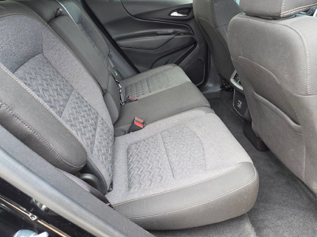 Used 2024 Chevrolet Equinox LT FWD image 30