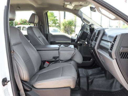 Used 2019 Ford F550 2WD Crew Cab Super Duty image 36
