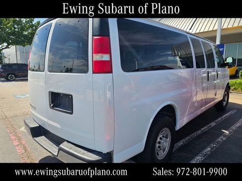 Used 2018 Chevrolet Express 3500 LT w/ LT Preferred Equipment Group RWD image 5