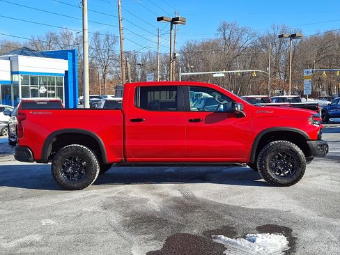 Certified 2024 Chevrolet Silverado 1500 ZR2 w/ ZR2 Bison Edition image 7