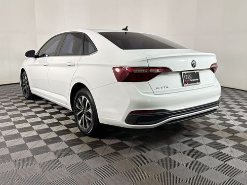 Used 2024 Volkswagen Jetta S FWD image 3