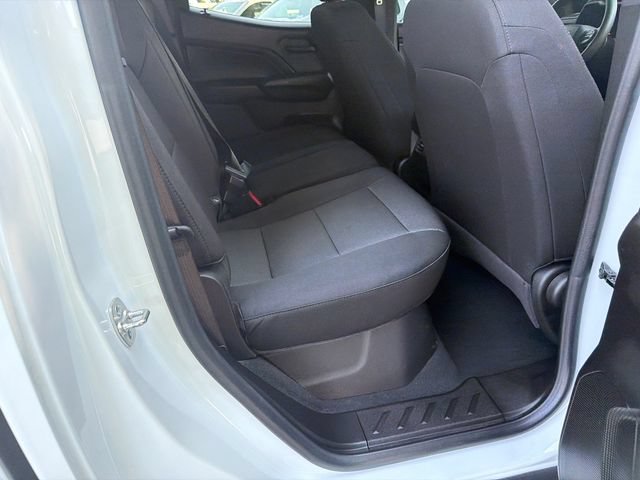 Used 2025 Chevrolet Colorado W/T w/ Advanced Trailering Package RWD image 15