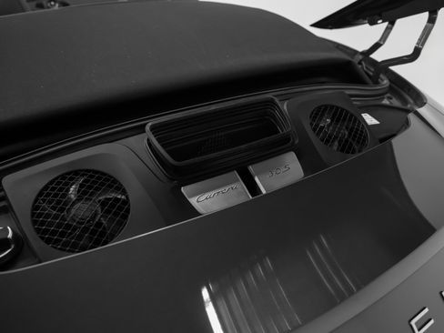 Used 2017 Porsche 911 Carrera S image 24