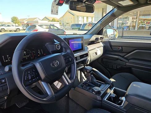 New 2026 Toyota 4Runner SR5 image 9