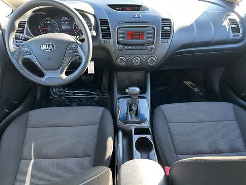 Used 2018 Kia Forte LX image 13