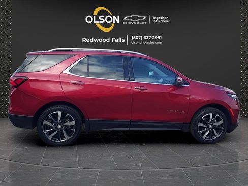 Used 2023 Chevrolet Equinox Premier AWD/4WD image 6