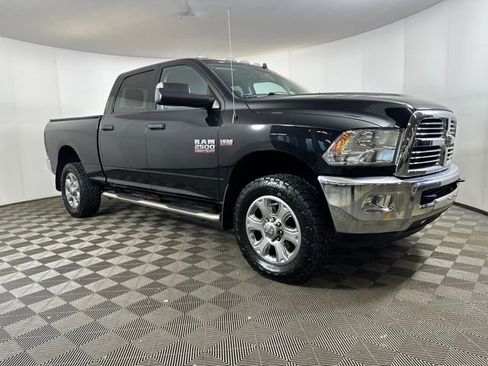 Used 2015 RAM 2500 Big Horn image 2