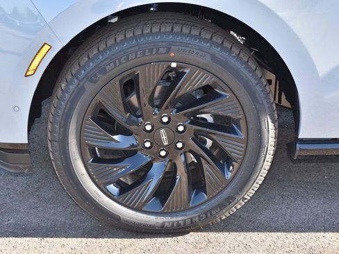 New 2025 Lincoln Navigator Reserve w/ Jet Appearance Package image 43