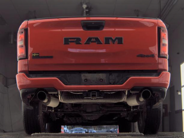 Used 2025 RAM 1500 Big Horn AWD/4WD image 7