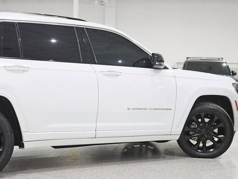 Used 2021 Jeep Grand Cherokee L Overland w/ Luxury Tech Group IV image 11