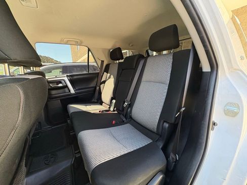 Used 2018 Toyota 4Runner SR5 AWD/4WD image 26