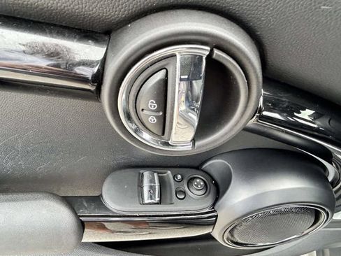 Used 2024 MINI Cooper S FWD image 13