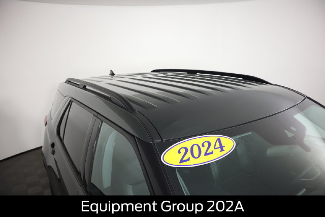 Certified 2024 Ford Explorer XLT w/ Equipment Group 202A AWD/4WD image 14