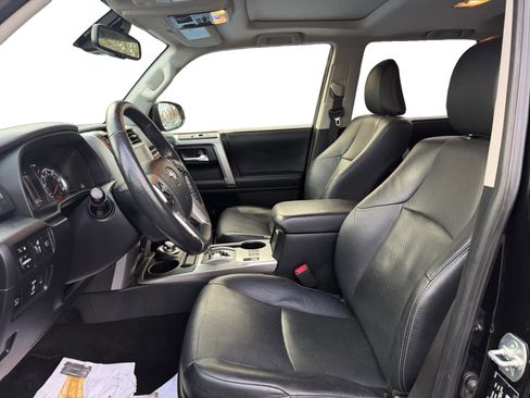 Used 2023 Toyota 4Runner Limited image 10