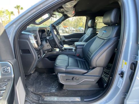 New 2026 Ford F350 Platinum image 30