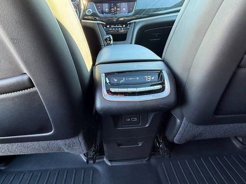 Certified 2020 Cadillac XT6 Premium Luxury image 28