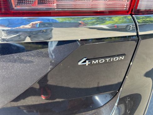 New 2026 Volkswagen Atlas SE image 7