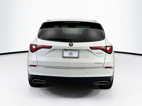 Used 2024 Acura MDX SH-AWD w/ Technology Package image 6