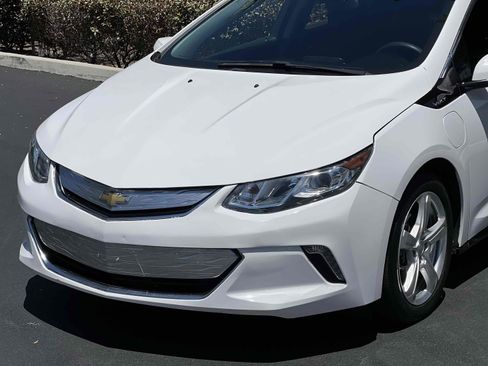 Used 2019 Chevrolet Volt LT FWD image 45