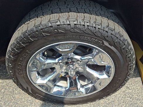 Used 2022 RAM 1500 Big Horn AWD/4WD image 7