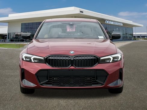 New 2026 BMW 330i Sedan RWD image 3