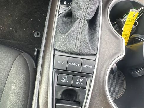 Used 2023 Toyota Camry LE image 23