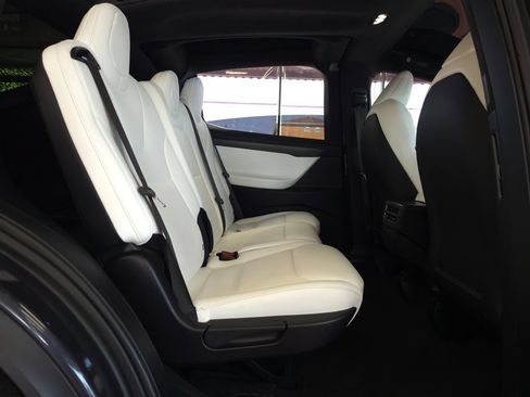 Used 2021 Tesla Model X Performance AWD/4WD image 21