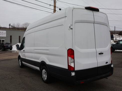 Used 2022 Ford E-Transit 148 High Roof Extended image 6