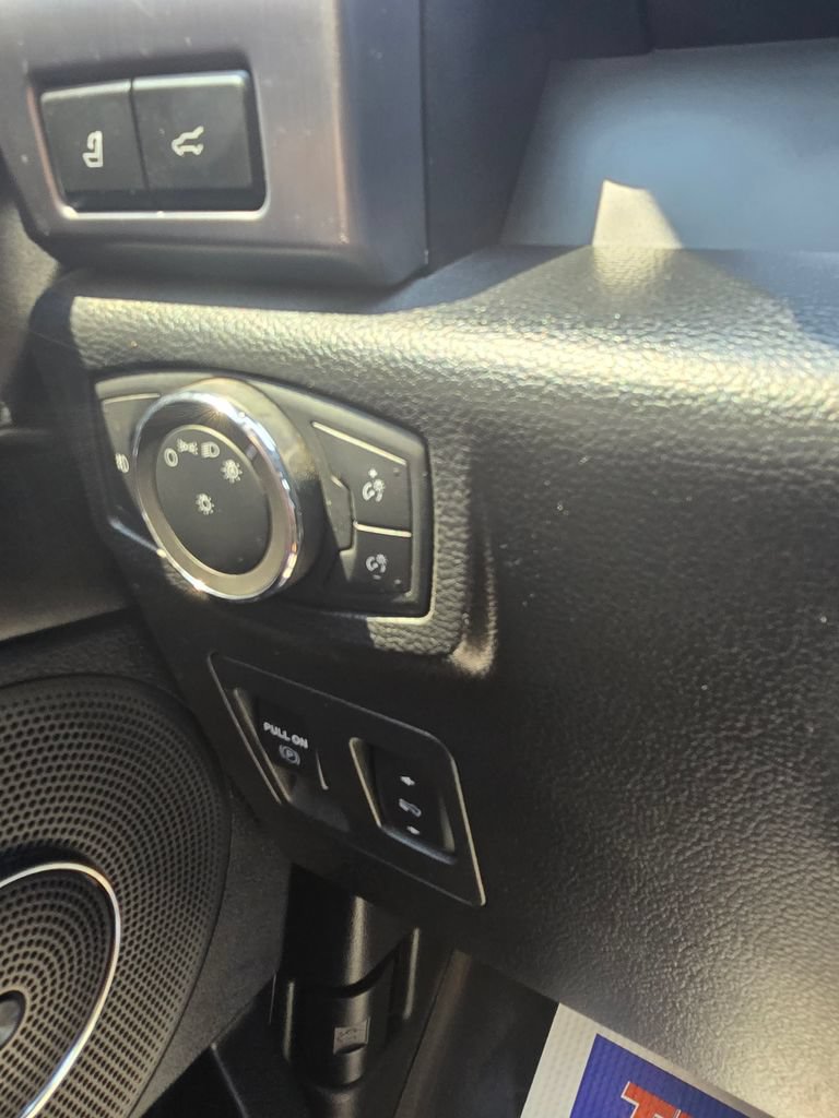 Used 2019 Ford Expedition Max Platinum AWD/4WD image 23