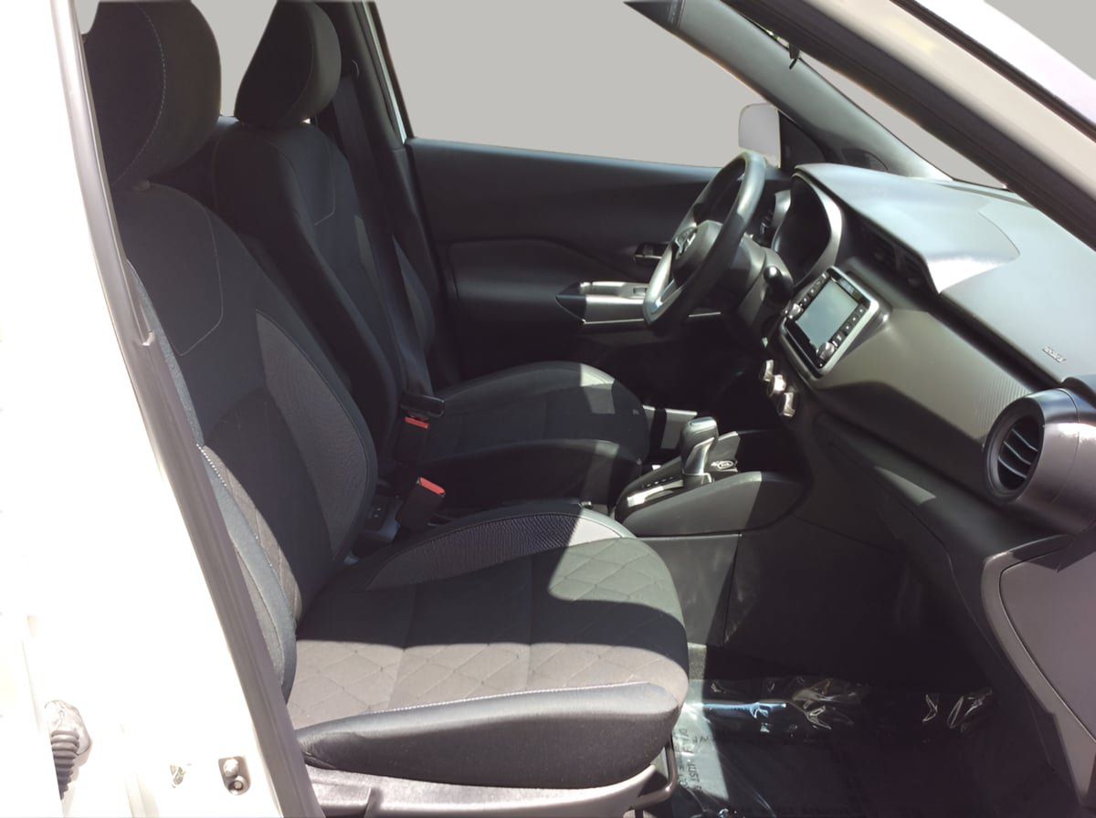 Used 2020 Nissan Kicks S FWD image 19