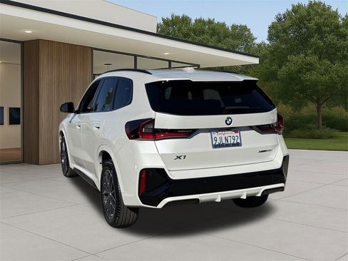 Certified 2023 BMW X1 xDrive28i w/ M Sport Package image 10
