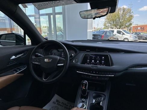 Certified 2023 Cadillac XT4 Premium Luxury w/ Enhanced Visibility Package AWD/4WD image 31