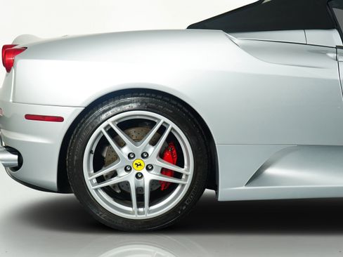 Used 2005 Ferrari F430 Spider image 10