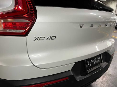 Used 2023 Volvo XC40 Recharge Plus AWD/4WD image 14