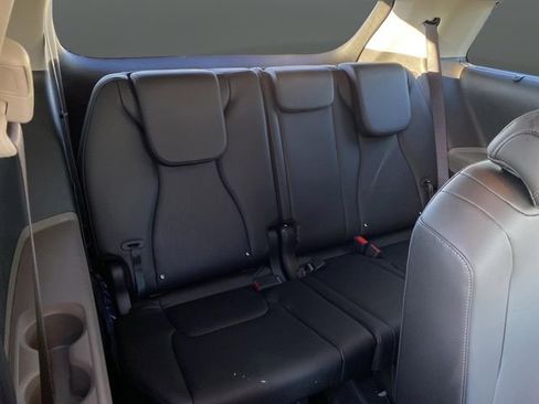 New 2026 Kia Carnival EX image 42