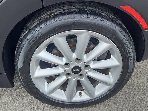 Used 2017 MINI Cooper Clubman S image 8