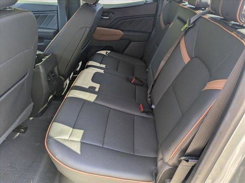 Used 2023 GMC Canyon AT4 w/ AT4 Premium Package image 20