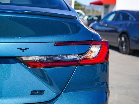 New 2026 Toyota Camry SE FWD image 10