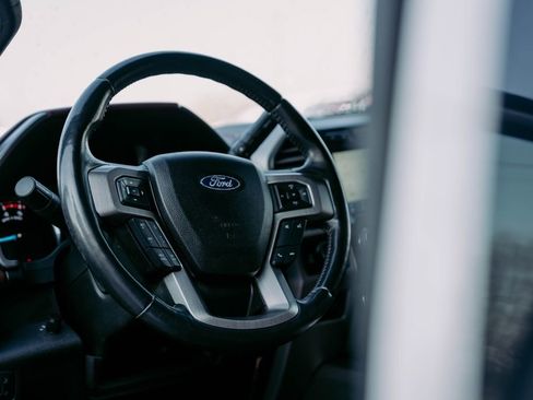 Used 2019 Ford F350 Platinum w/ Platinum Ultimate Package image 19