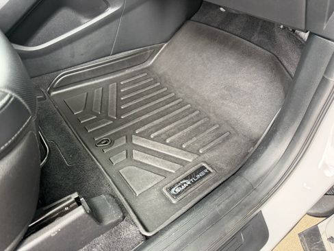 Used 2022 Kia Telluride LX AWD/4WD image 38