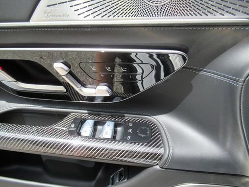 Used 2022 Mercedes-Benz SL 63 AMG 4MATIC image 17