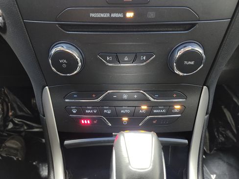 Used 2017 Ford Edge SEL w/ Equipment Group 201A image 33