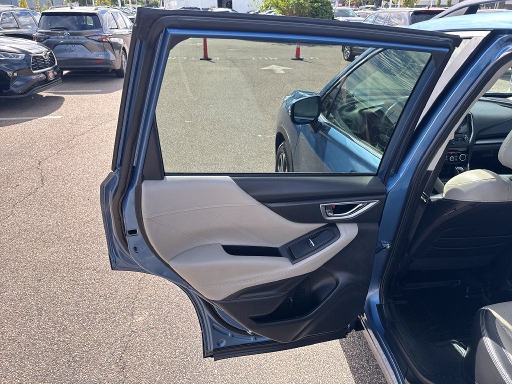 Used 2019 Subaru Forester Limited AWD/4WD image 38