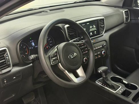 Used 2021 Kia Sportage LX FWD image 14