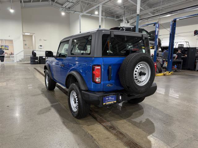 Used 2022 Ford Bronco 2-Door AWD/4WD image 3
