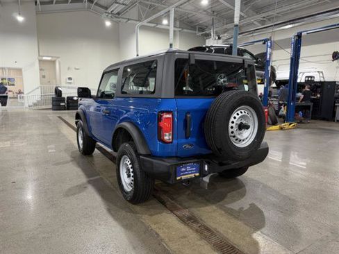 Used 2022 Ford Bronco 2-Door AWD/4WD image 3