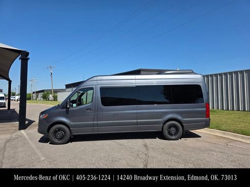 Used 2026 Mercedes-Benz Sprinter 2500 image 2