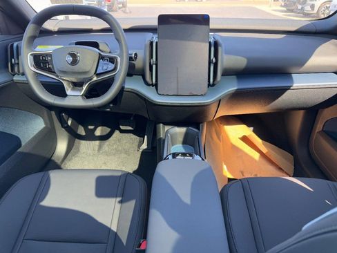 New 2026 Volvo EX30 Plus w/ Protection Package image 6